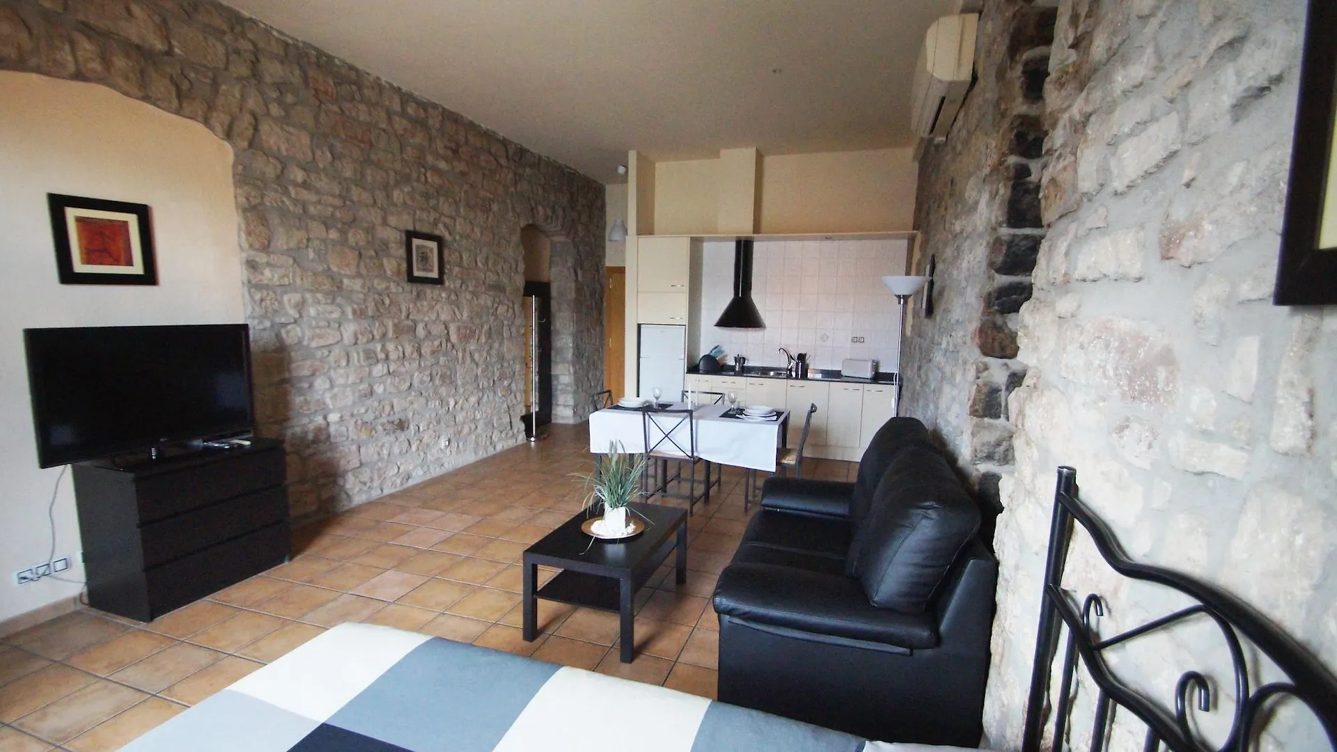 Urbi Apartments Manresa Spagna
